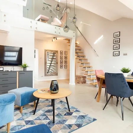 St Thomas Old Town *